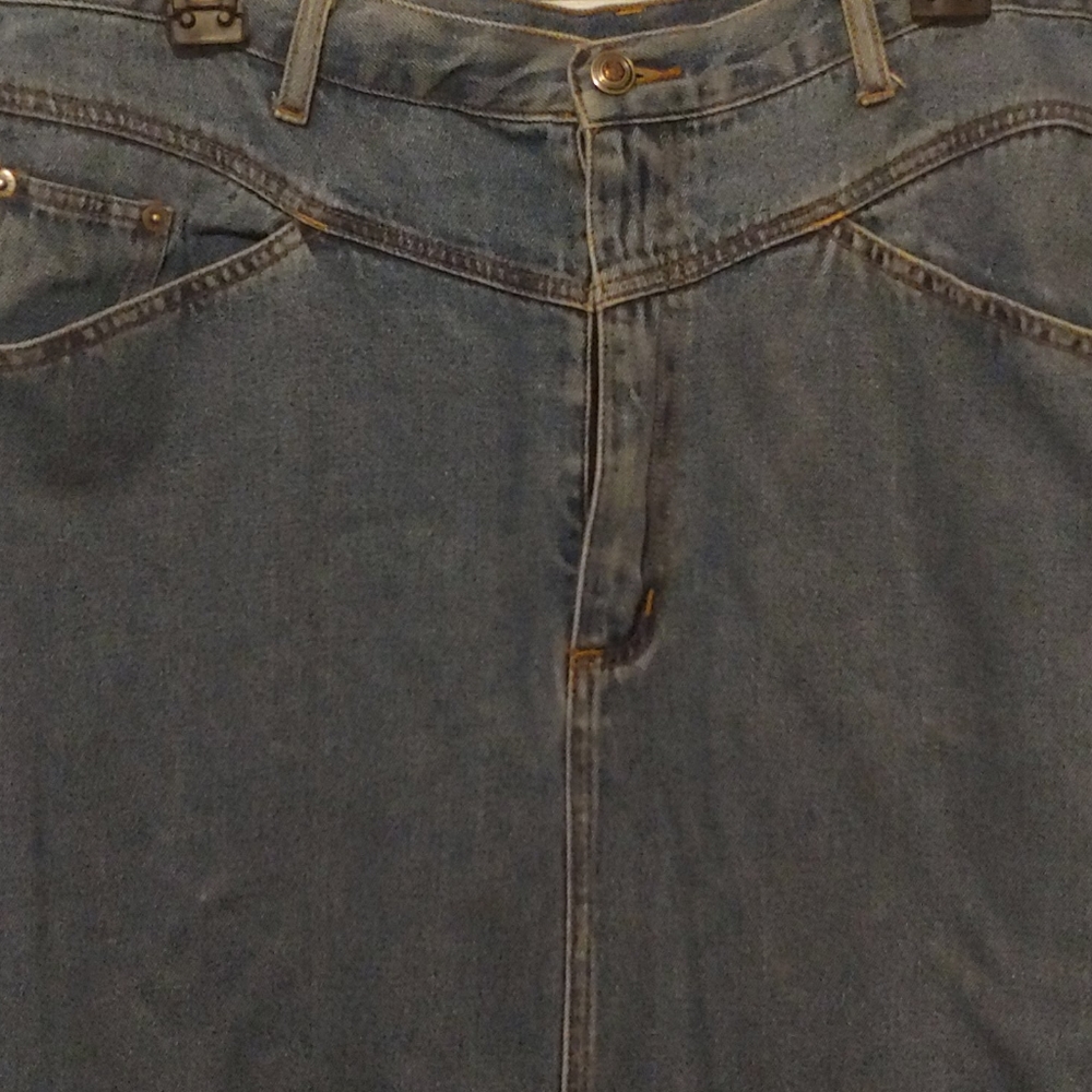 Women's Jean Skirt - Picture 5 of 6